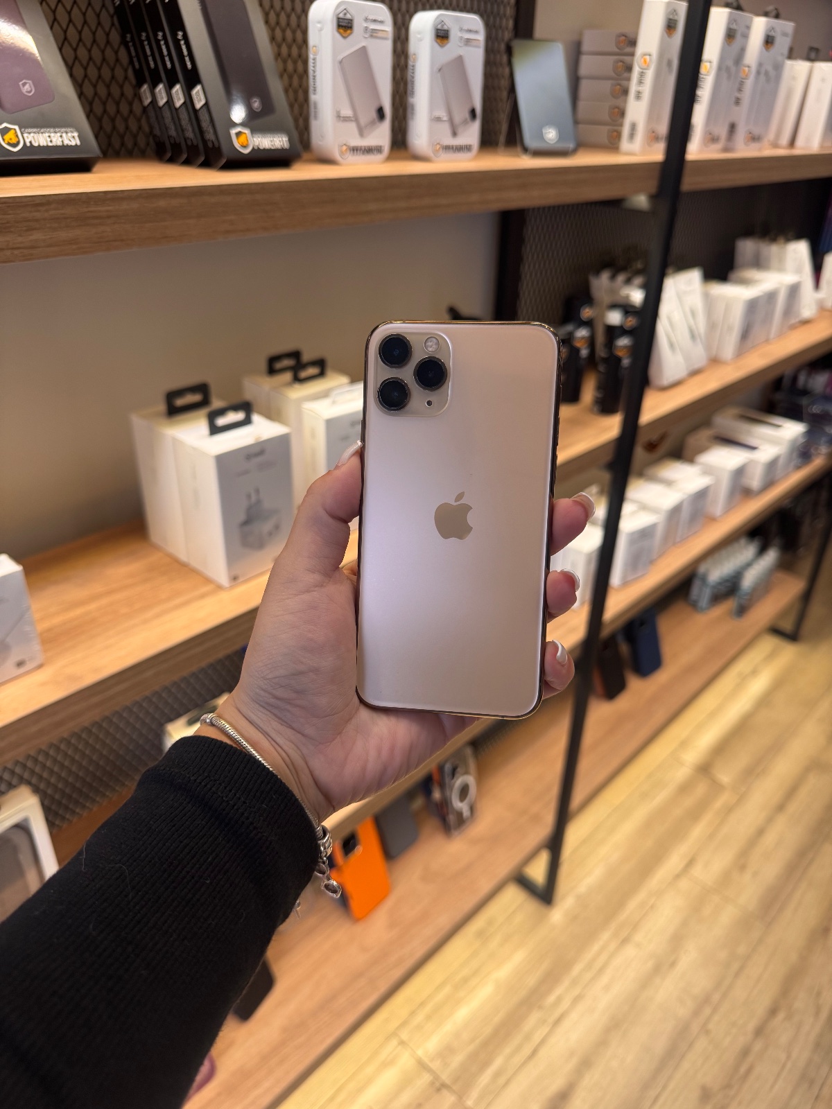 iPhone 11 Pro 256GB, foto 1